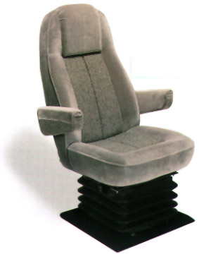 travelerseat.jpg (20521 bytes)
